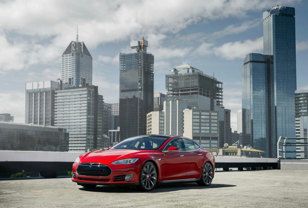 TESLA MODEL S
