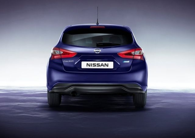 2016_NISSAN_PULSAR_pic-4
