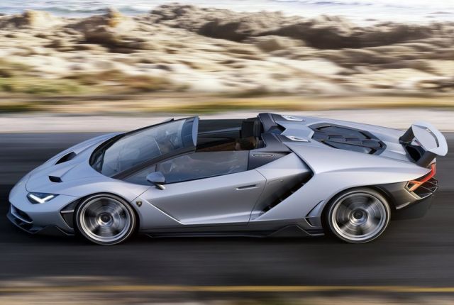 2017_LAMBORGHINI_CENTANARIO_pic-4
