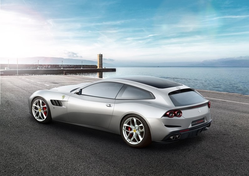 2017_ferrari_gtc4_lusso_t_pic-4