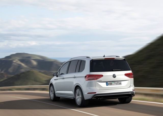 2016 VW TOURAN