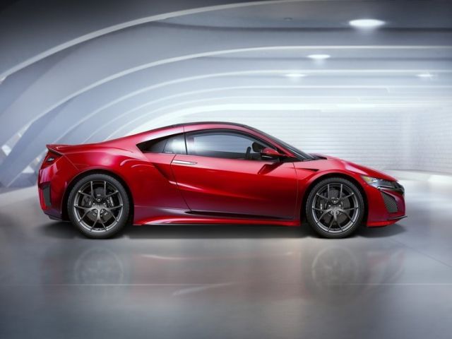 2016 ACURA NSX