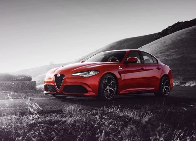 2016_ALFA_ROMEO_GIULIA_pic-13