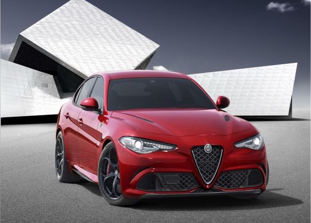 2016_ALFA_ROMEO_GIULIA_pic-6