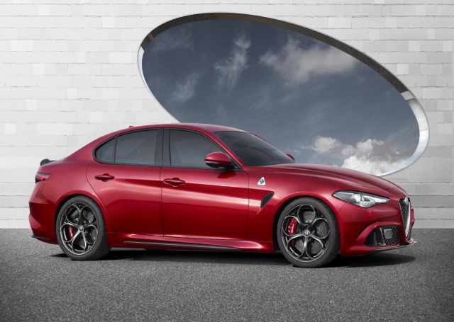 2016_ALFA_ROMEO_GIULIA_pic-7