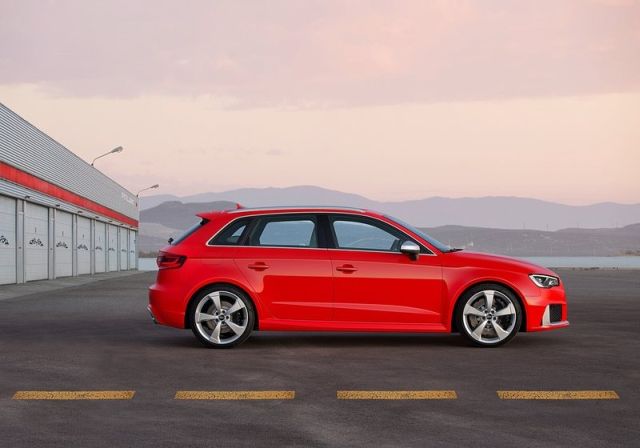 2016_AUDI_RS3_SPORTBACK_pic-7