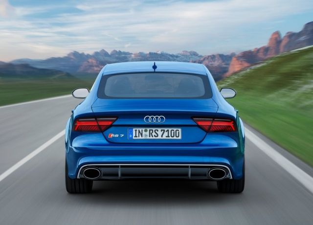 2016_AUDI_RS7_SPORTBACK_PERFORMANCE_pic-4