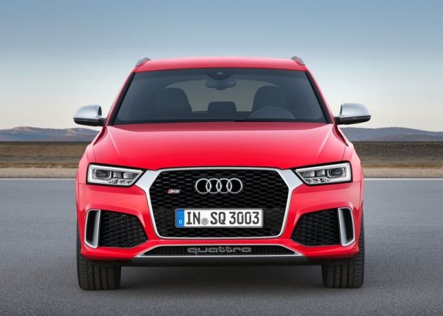 2015 AUDI RS Q3