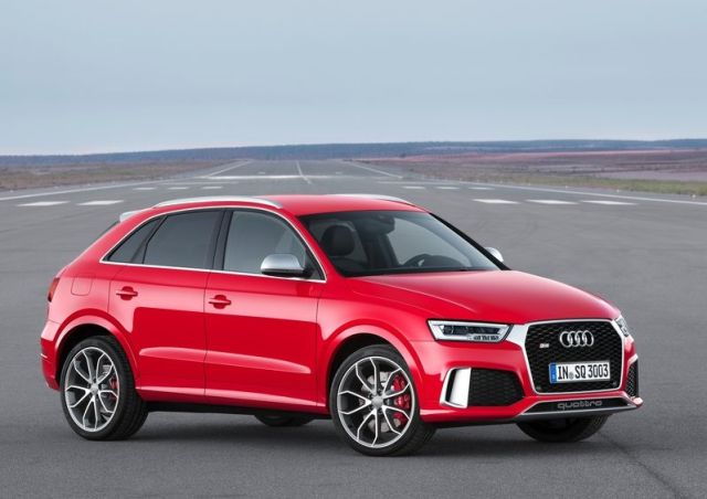 2016_AUDI_RS_Q3_pic-7