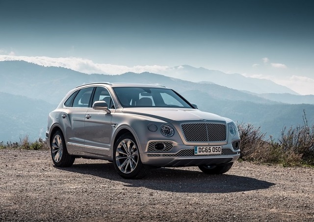 2016_BENTLEY_BENTAYGA_pic-14