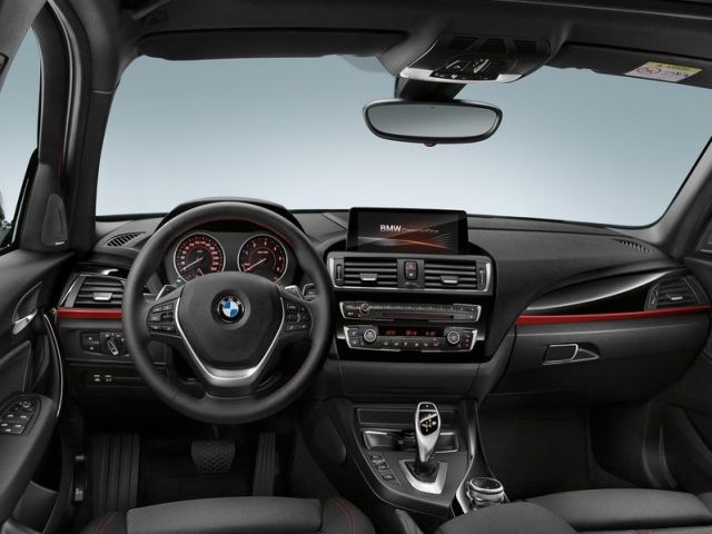 2016_BMW_1_SERIES_pic-10