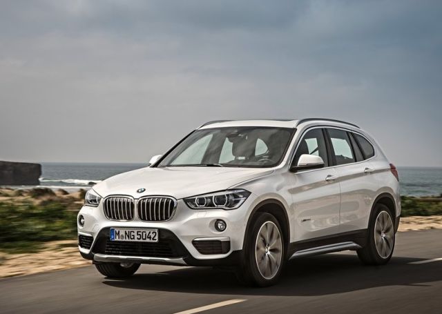 2016_BMW_X1_pic-3