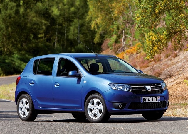 2016_DACIA_Sandero_pic-3