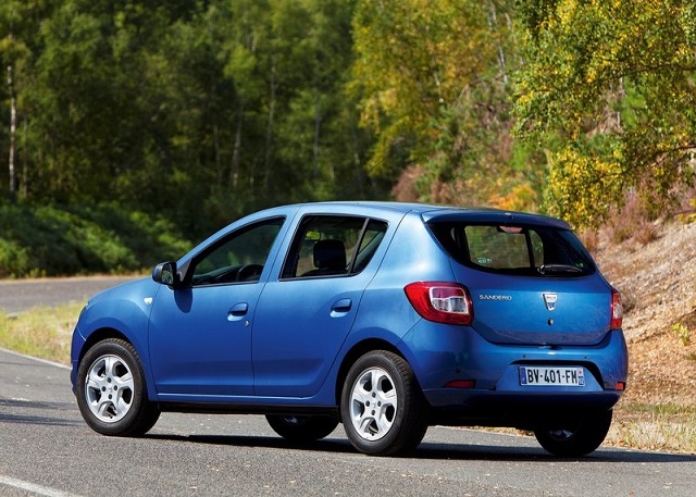 2016_DACIA_Sandero_pic-4