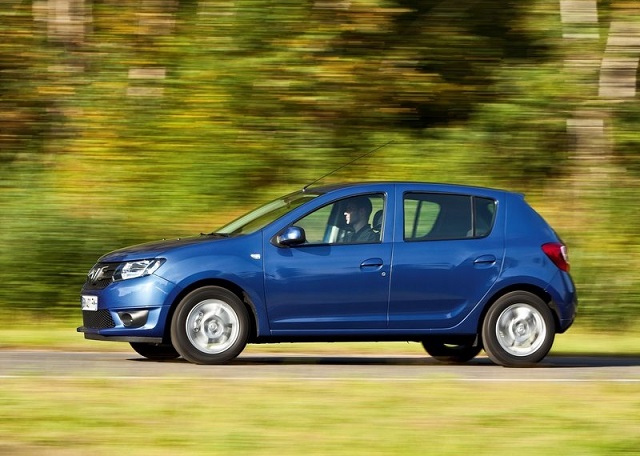 2016_DACIA_Sandero_pic-6