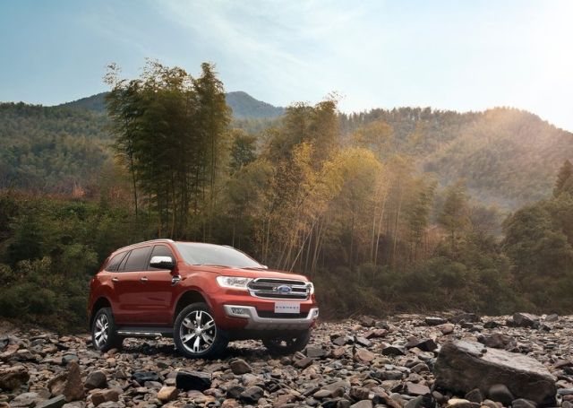 2016 FORD EVEREST