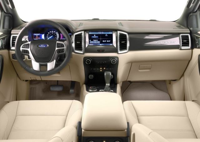 2016 FORD EVEREST