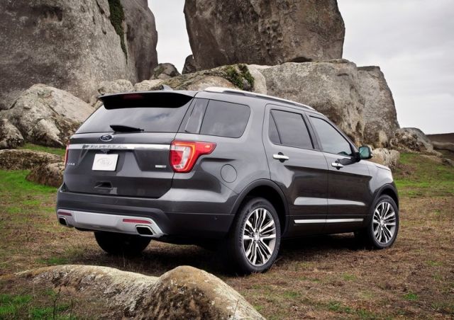 2016_FORD_EXPLORER_pic-4