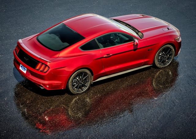 2016_FORD_MUSTANG_pic-2