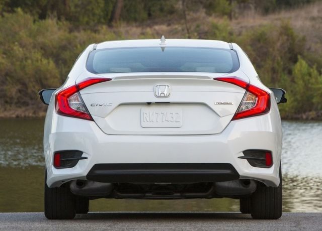 2016_HONDA_CIVIC_pic-5