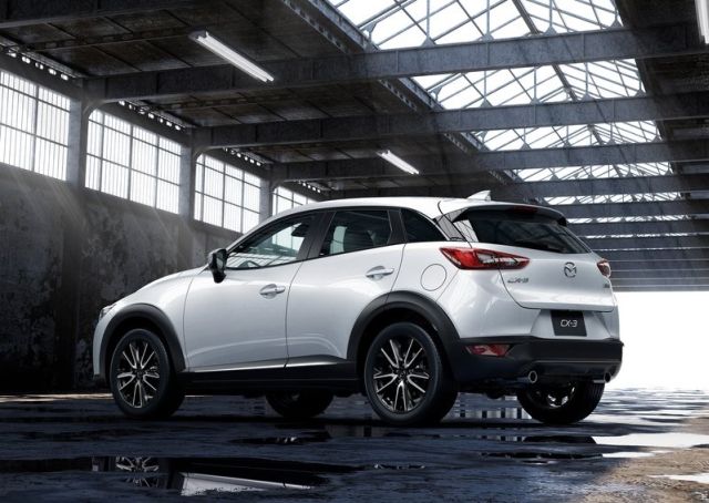 2016_MAZDA_CX-3_pic-2