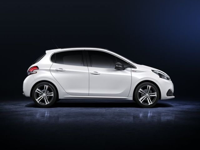 2016 PEUGEOT 208 GT LINE