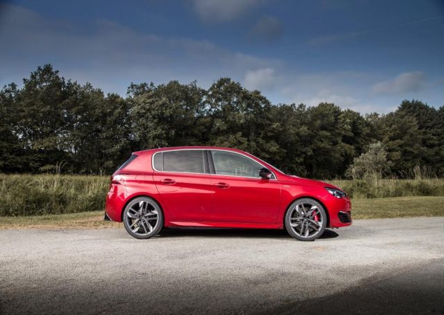 PEUGEOT 308 GTI