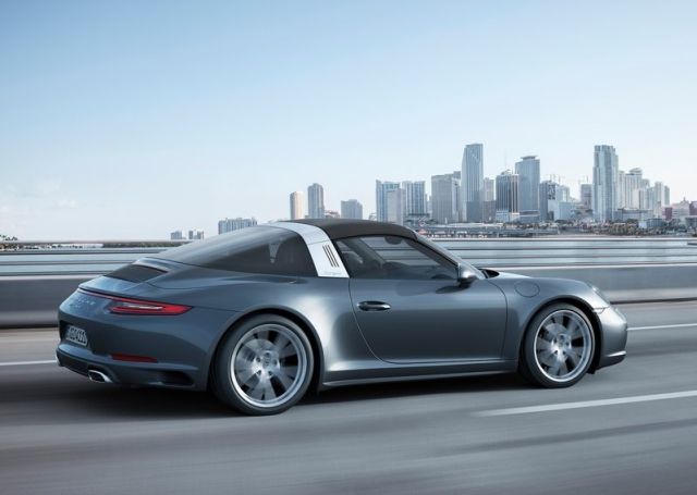 2016 PORSCHE 911 TARGA 4