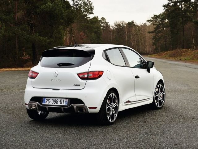 2016 RENAULT CLIO RS 220 TROPHY EDC