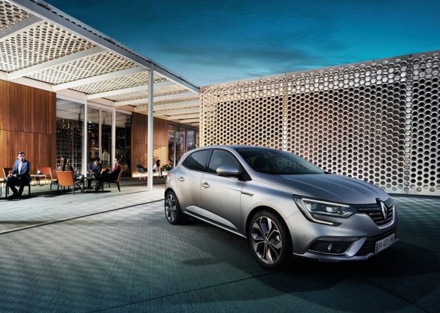 2016 RENAULT MEGANE