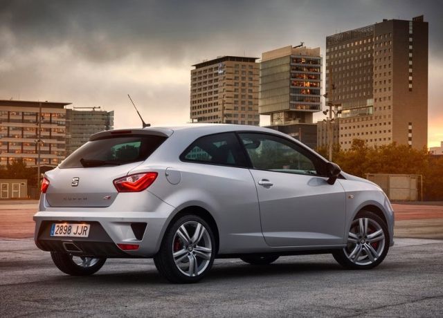 2016_SEAT_IBIZA_CUPRA_pic-2