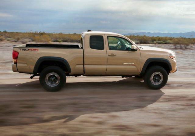 2016 TOYOTA TACOMA TRD