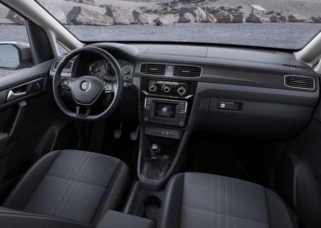 2016_VW_CADDY_ALLTRACK_pic-5