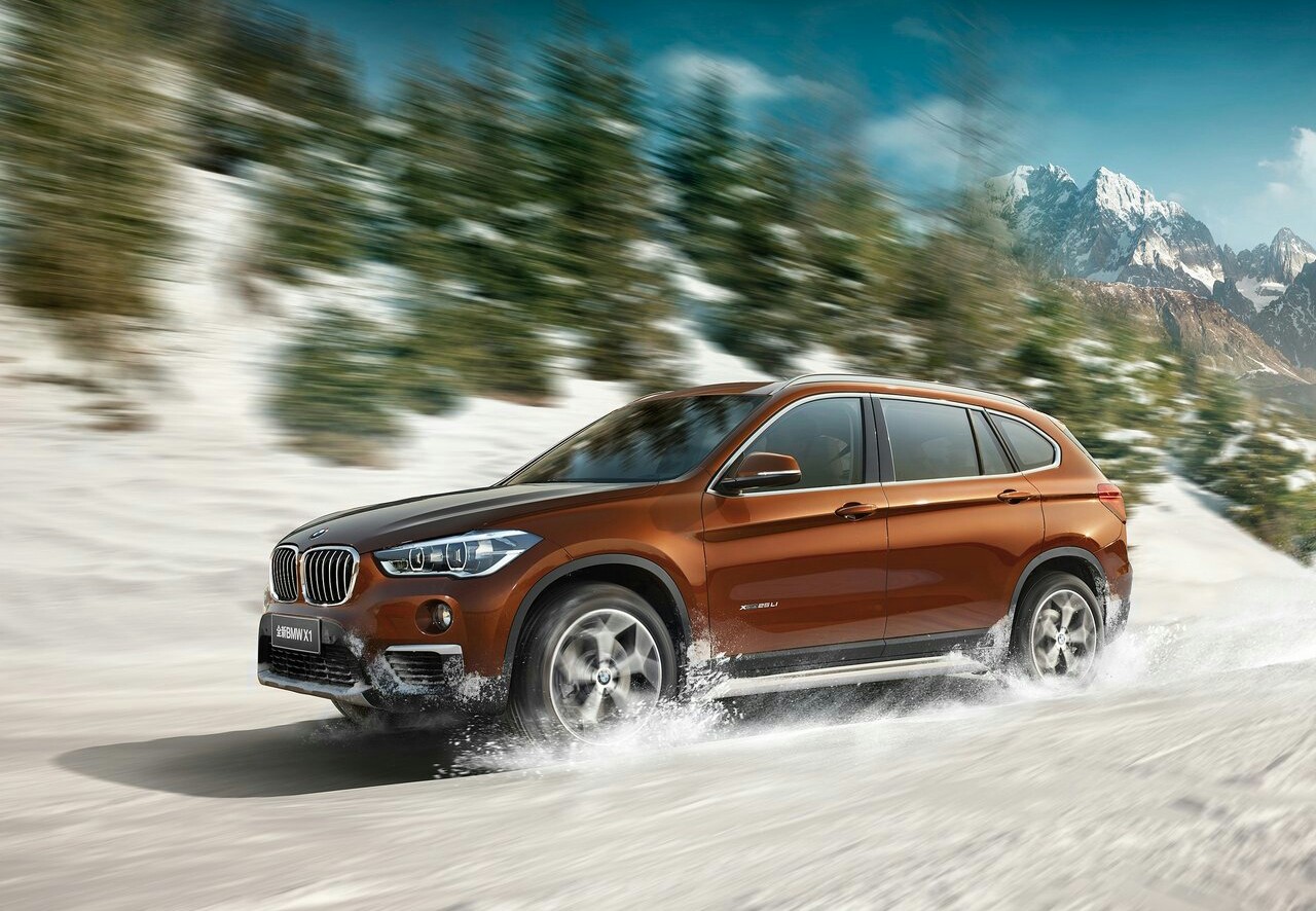 2017 BMW X1 Long