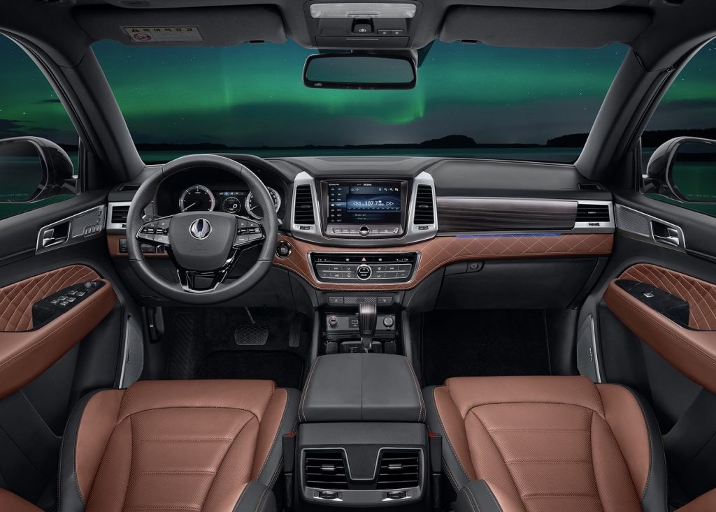 SSANGYONG REXTON