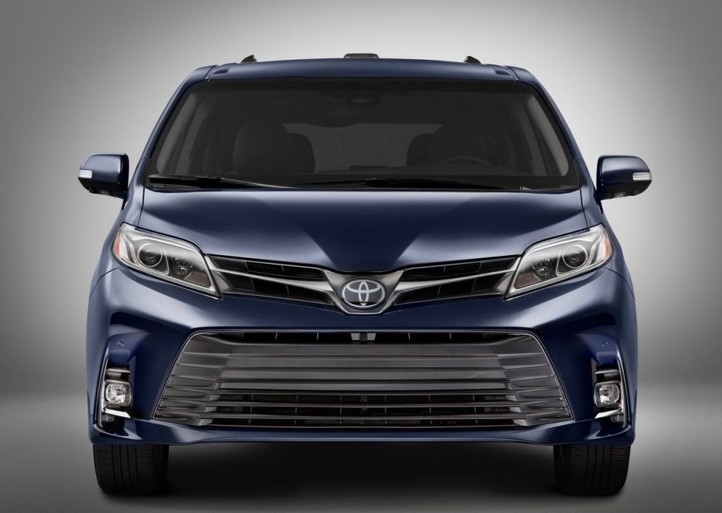 TOYOTA SIENNA