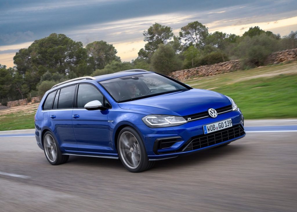 VW GOLF R VARIANT