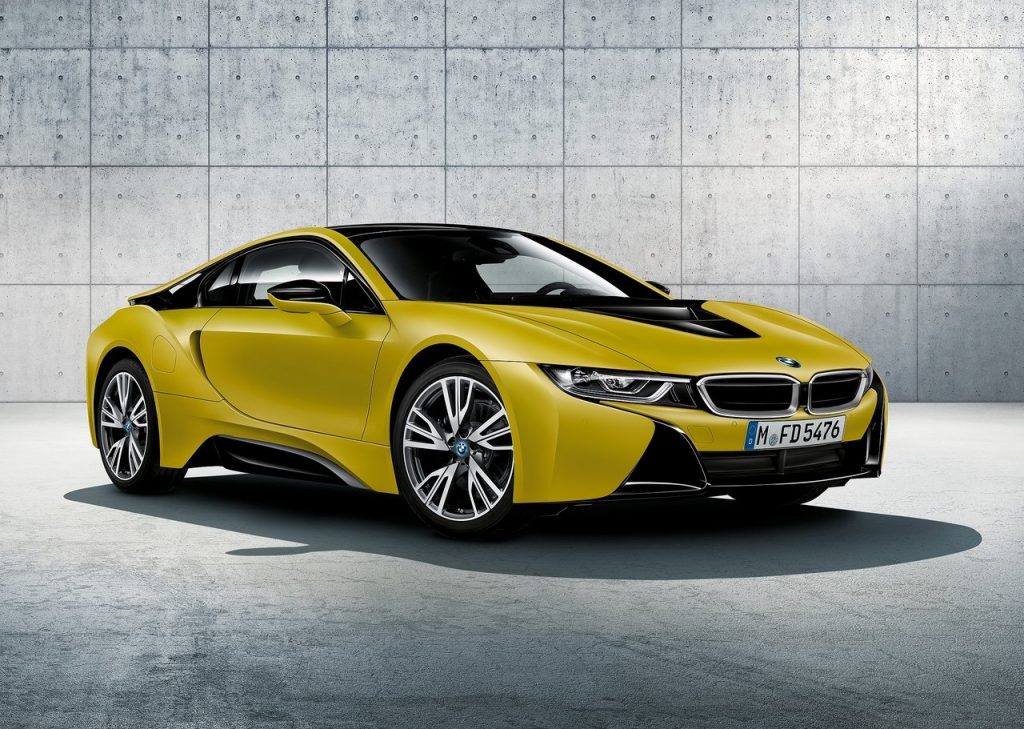 BMW i8 PROTONIC FROZEN YELLOW EDITION