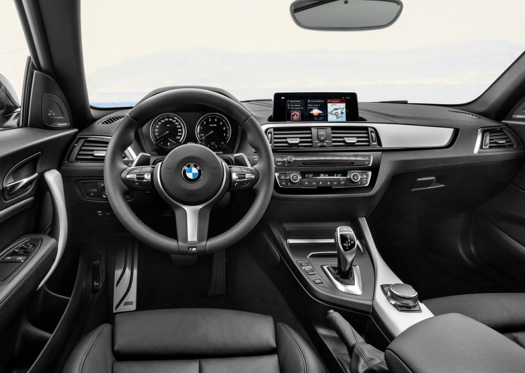 BMW M 240i