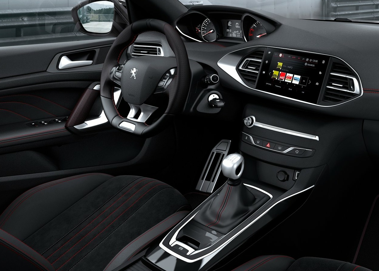 2018 PEUGEOT 308