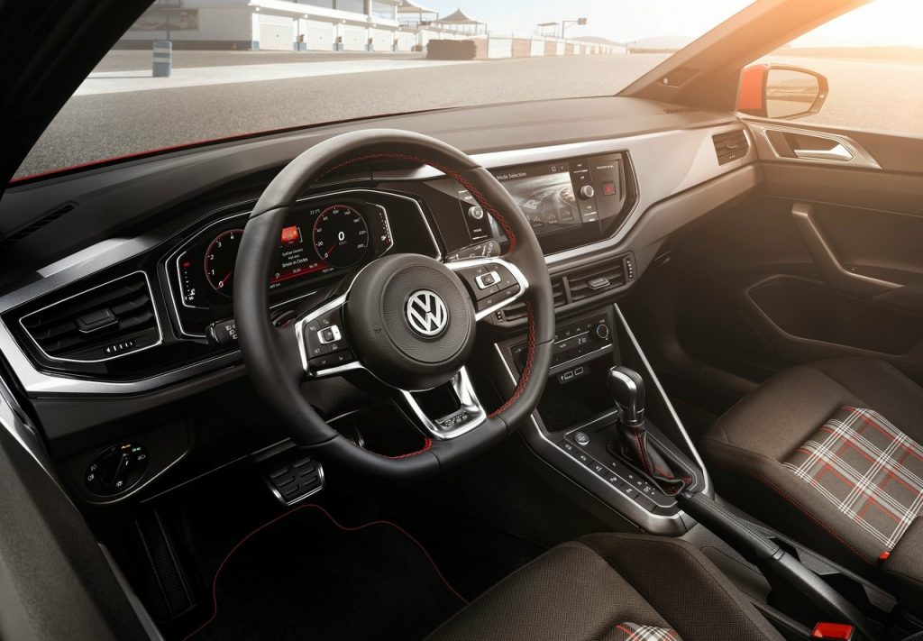 2018 VW POLO GTI