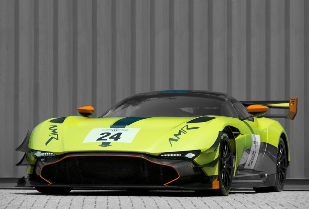 ASTON MARTIN VULCAN AMR PRO