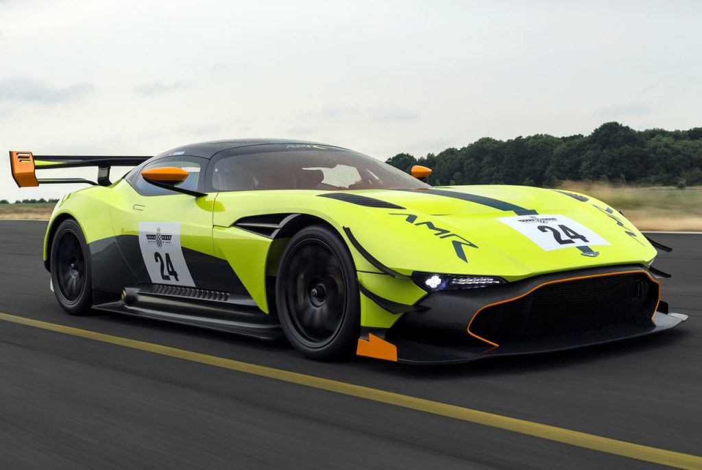 ASTON MARTIN VULCAN AMR PRO