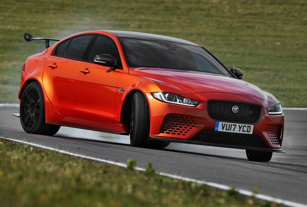 JAGUAR XE SV PROJECT 8