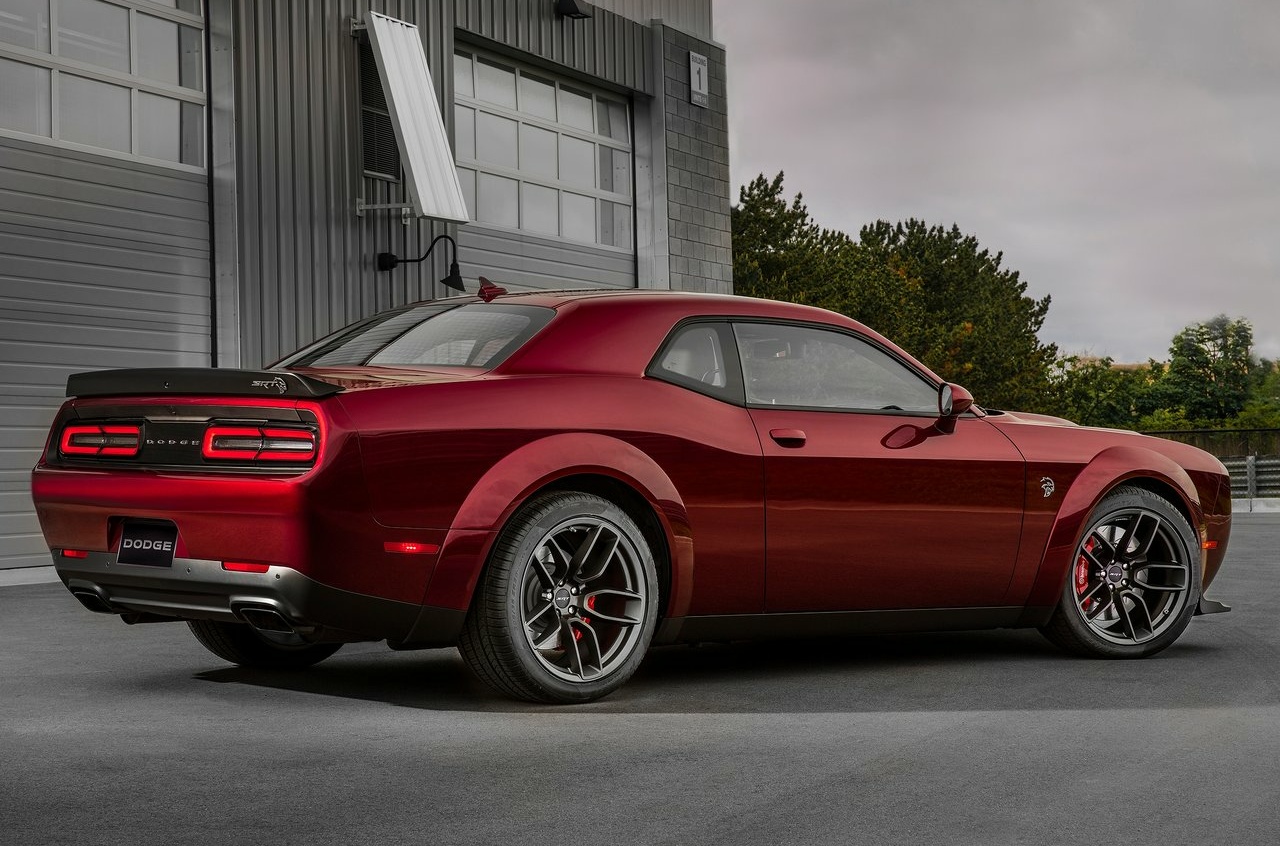 CHALLENGER SRT HELLCAT WIDEBODY
