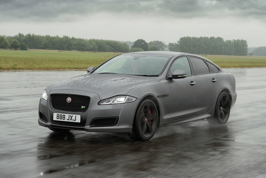 2018 JAGUAR XJR 575