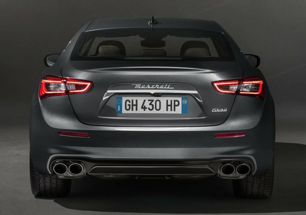 2018 MASERATI GHIBLI GRANLUSSO