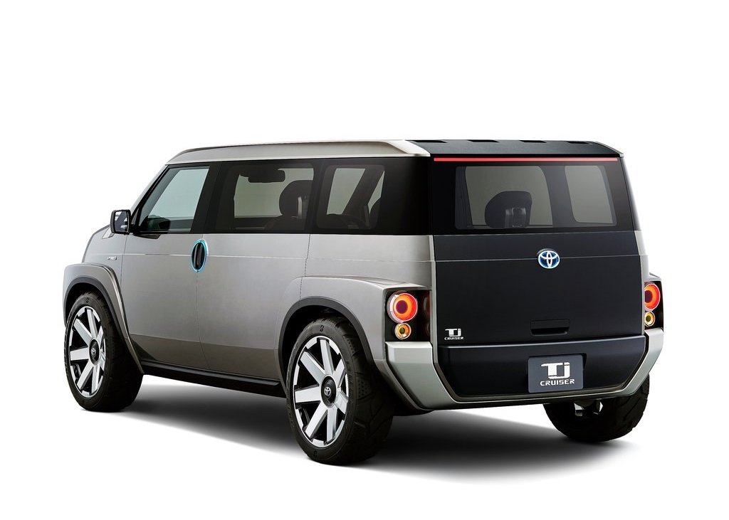 TOYOTA TJ CRUISER