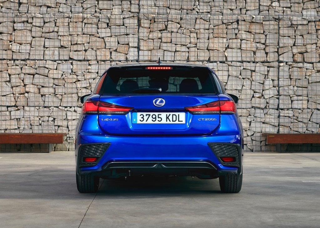 2018 LEXUS CT 200H