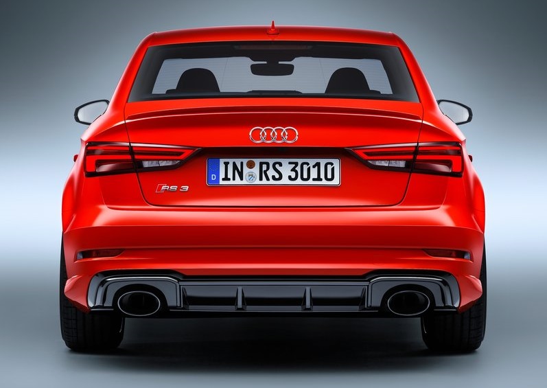 2017_audi_rs3_sedan_pic-10